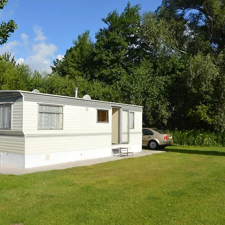 Family Caravan Vosseslag 홀리데이파크 데한